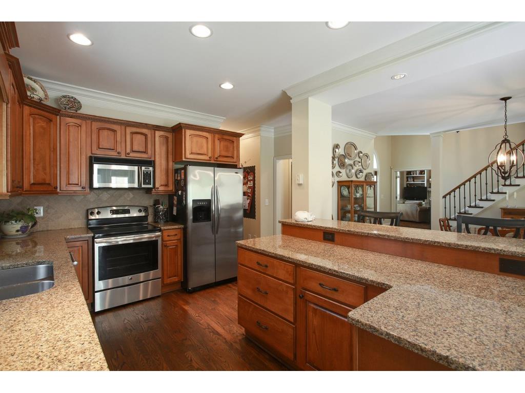 9855 Terrace Lake Point, Roswell, GA 30076