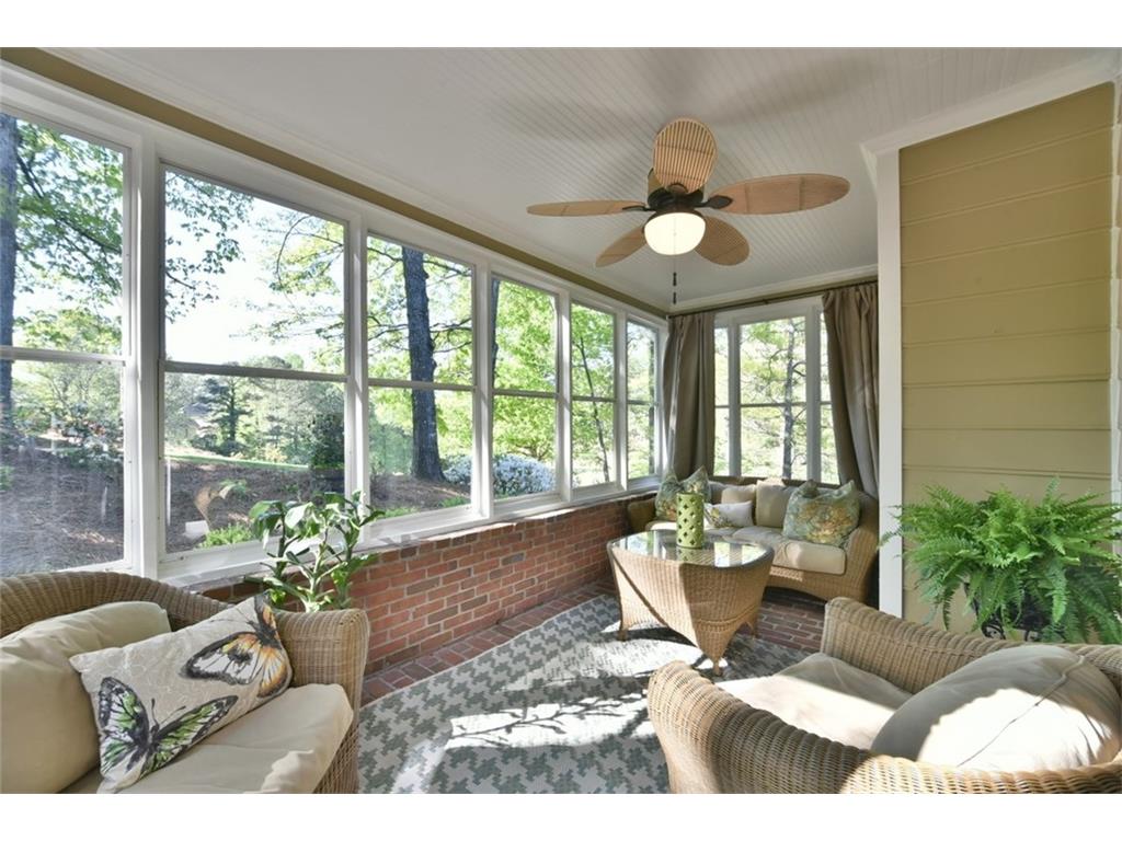 10320 Amberside Court, Roswell, GA 30076