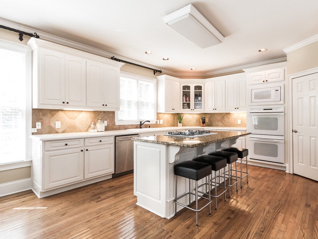 5065 Eves Place, Roswell, GA 30076