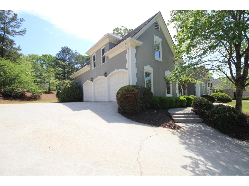 125 Steeple Gate Lane, Roswell, GA 30076