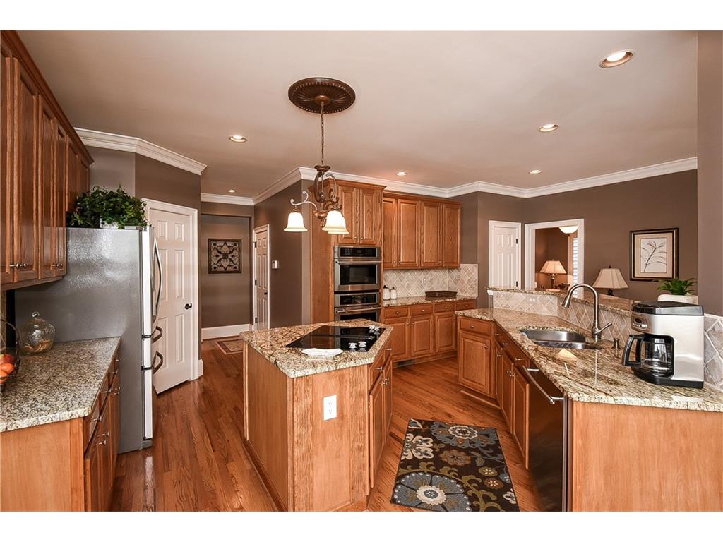 7020 Evergreen Place, Roswell, GA 30076