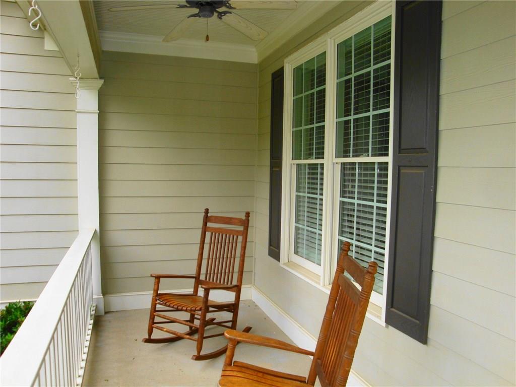 1151 RISING MOON Trail, Snellville, GA 30078