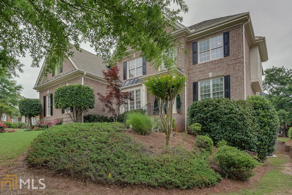 1053 Grassmeade Way, Snellville, GA 30078