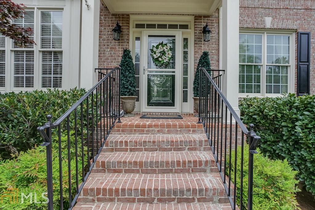 1053 Grassmeade Way, Snellville, GA 30078