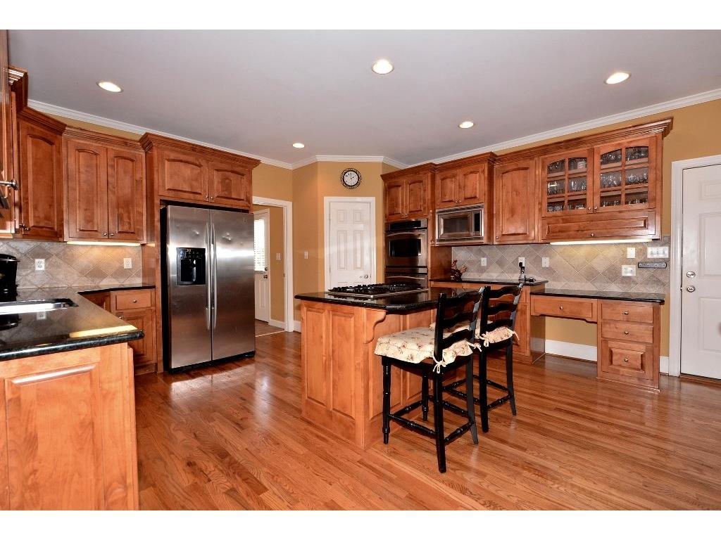 642 Grassmeade Way, Snellville, GA 30078