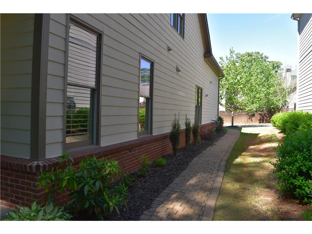 2861 Bernard Lane SE, Smyrna, GA 30080