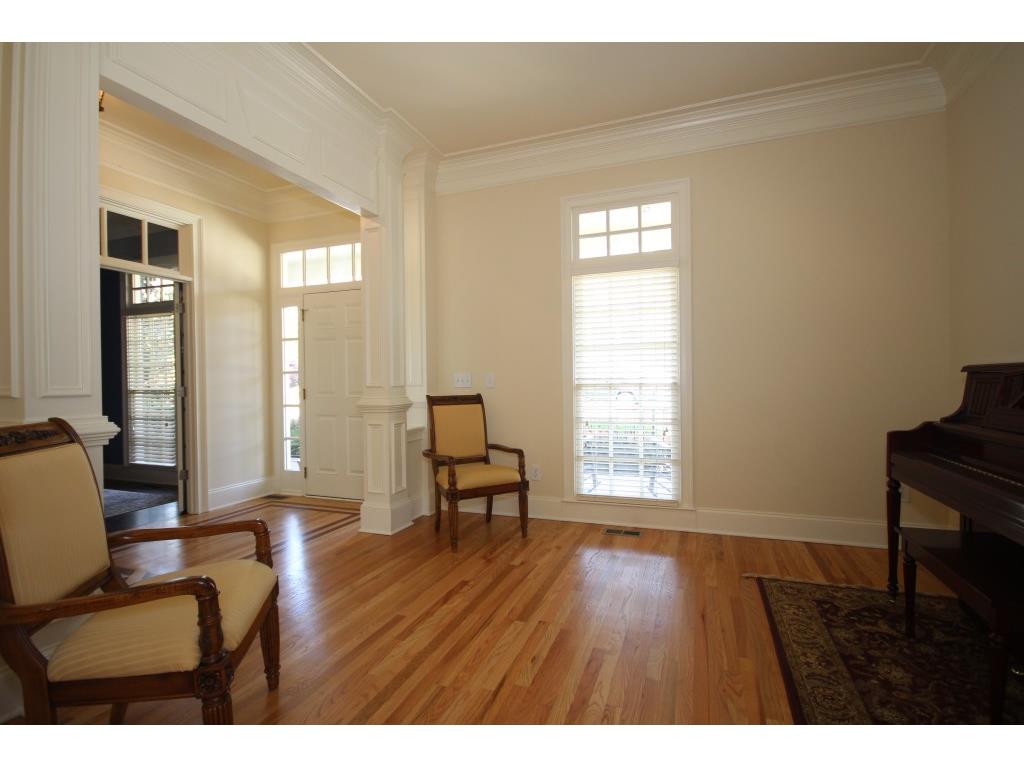 1958 Lois Pointe SE, Smyrna, GA 30080