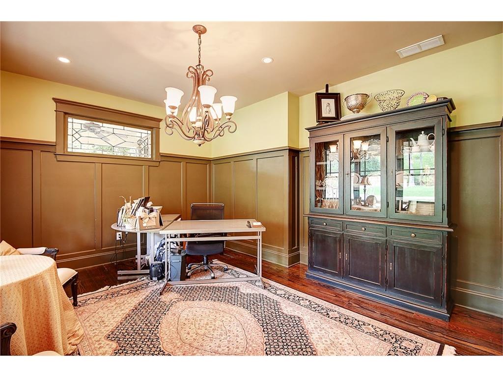 3257 Pinetree Drive SE, Smyrna, GA 30080
