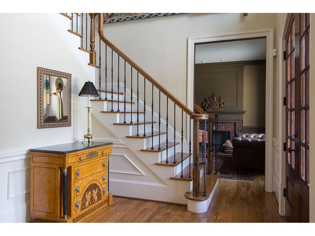 2254 Parkwood Place Court, Smyrna, GA 30080