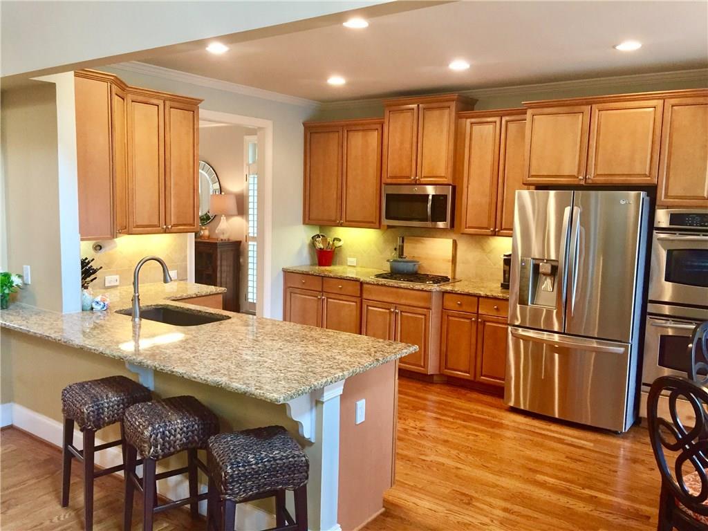 449 Oak Valley Circle SE, Smyrna, GA 30082