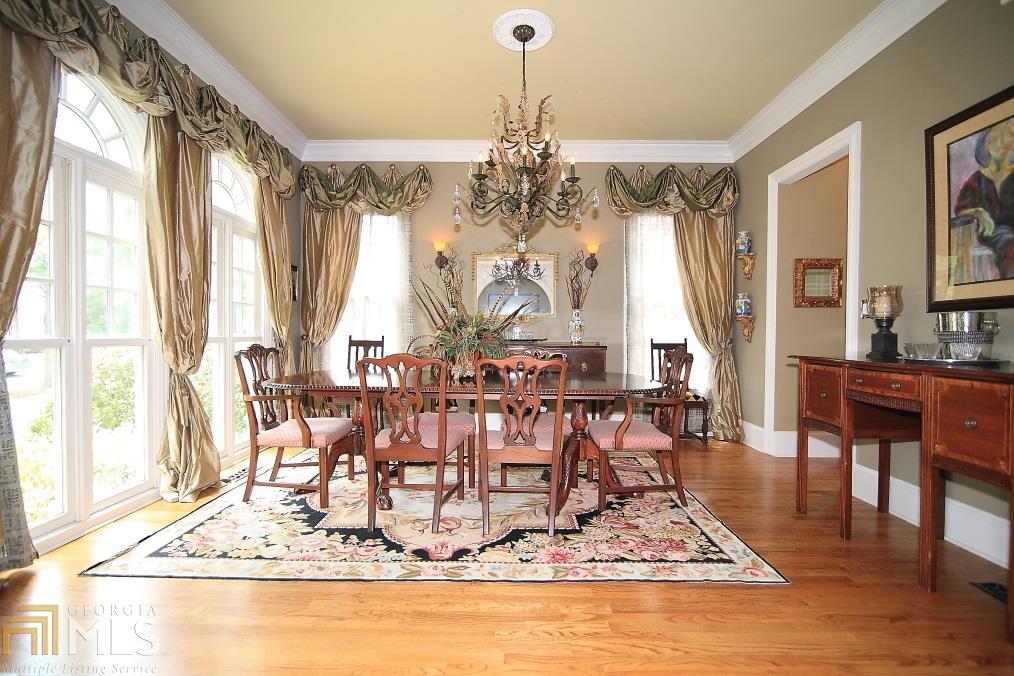 638 Concord Lake Cir, Smyrna, GA 30082