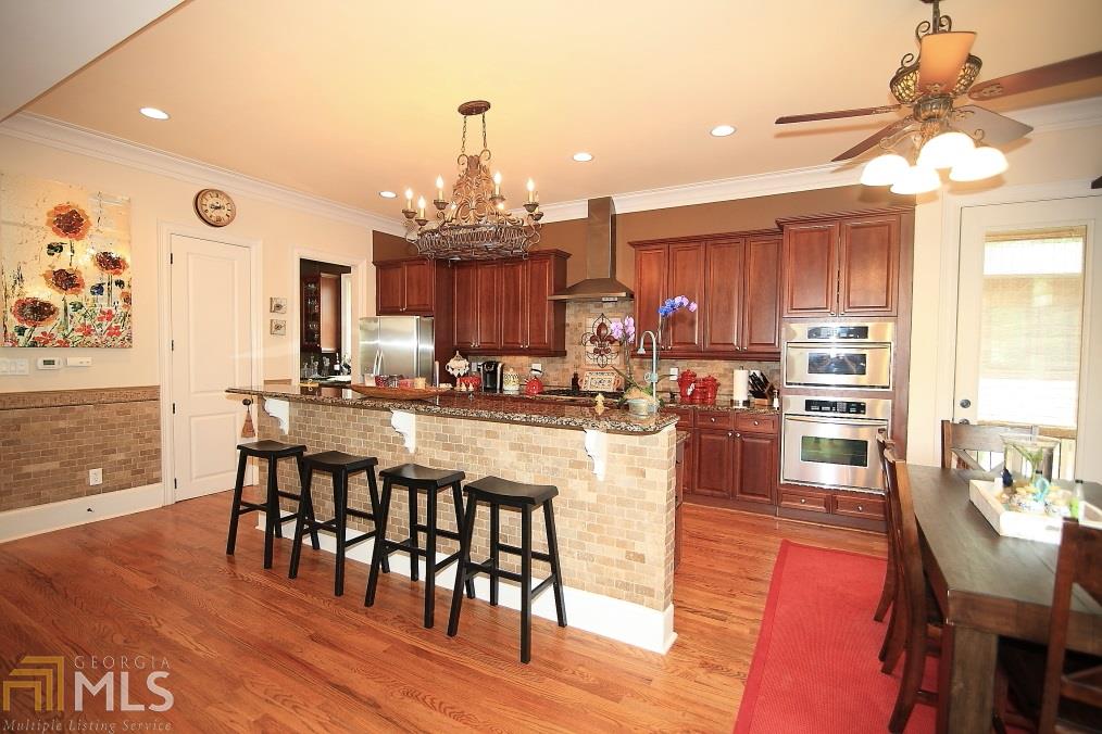 638 Concord Lake Cir, Smyrna, GA 30082