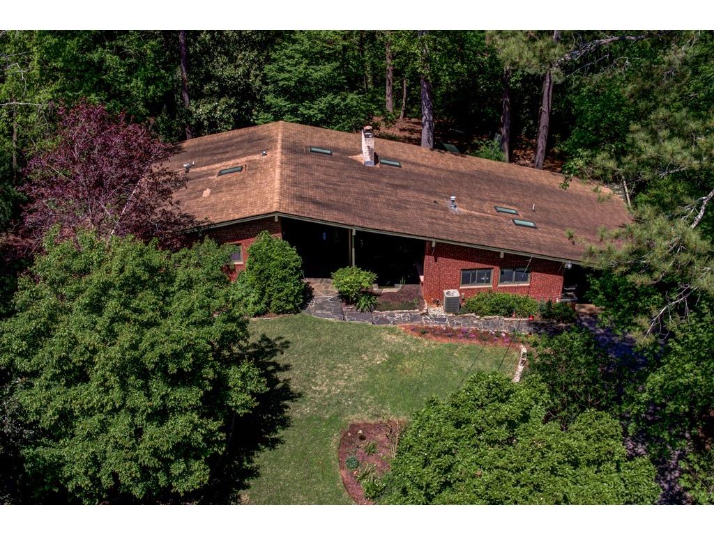 548 Susan Creek Drive, Stone Mountain, GA 30083