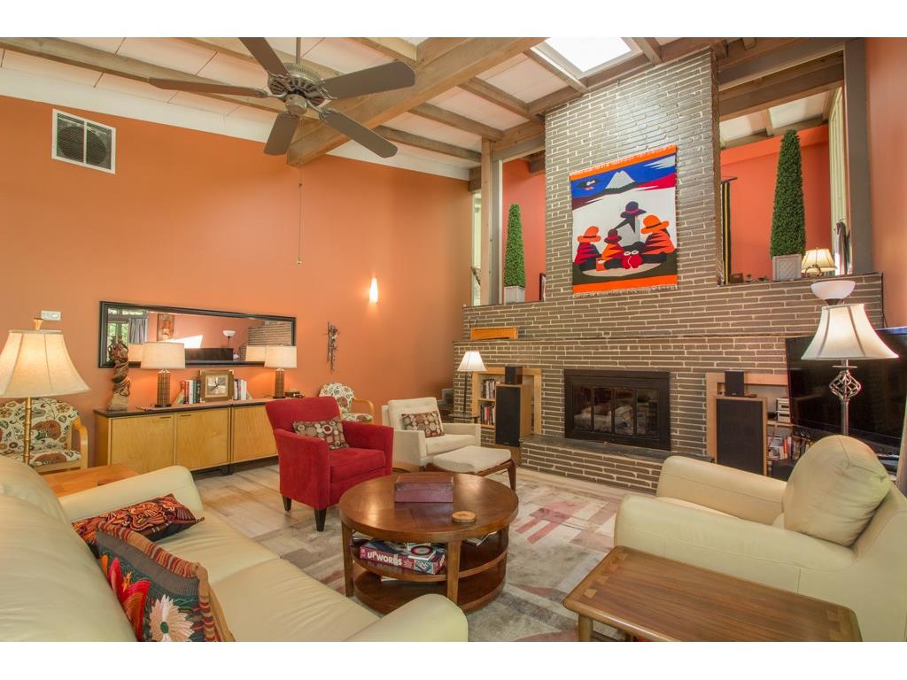 548 Susan Creek Drive, Stone Mountain, GA 30083