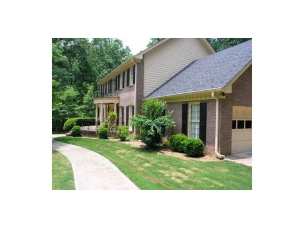 5560 Stone Creek Drive, Stone Mountain, GA 30087