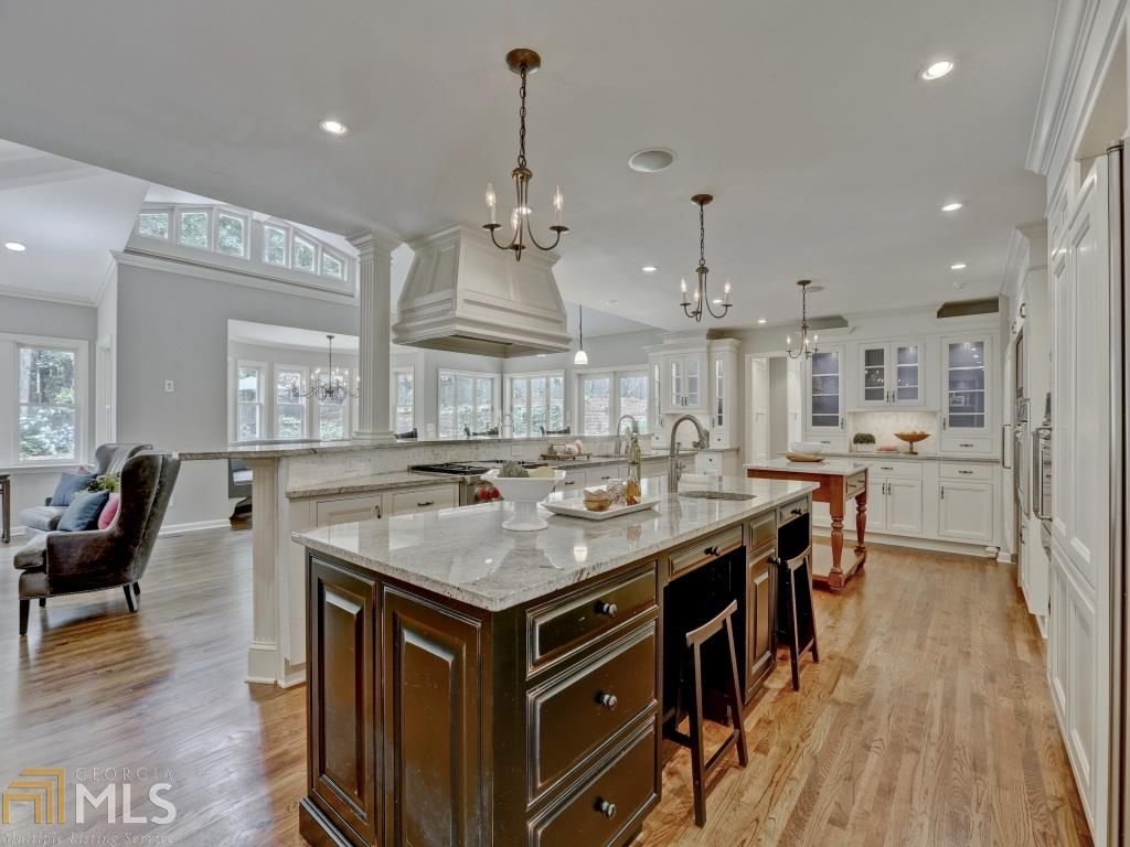 5769 Musket Ln, Smoke Rise, GA 30087