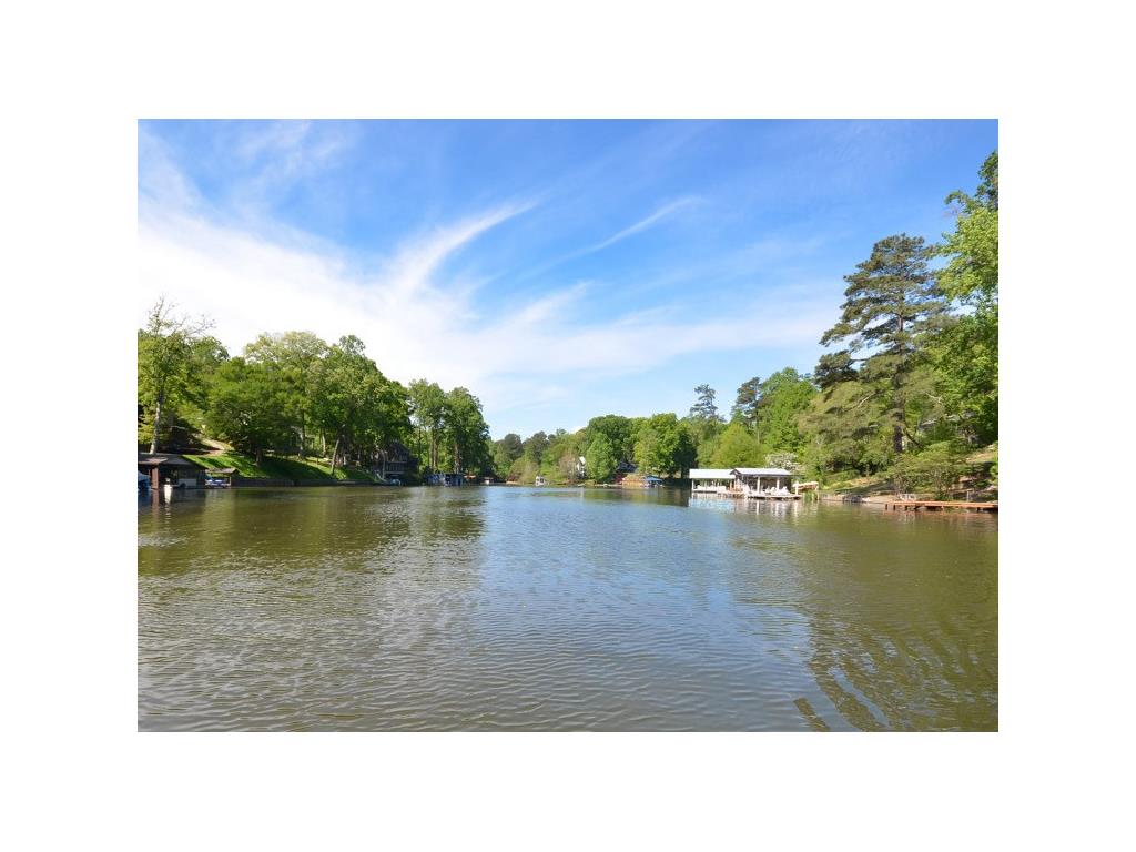 380 Lakeshore Drive, Berkeley Lake, GA 30096