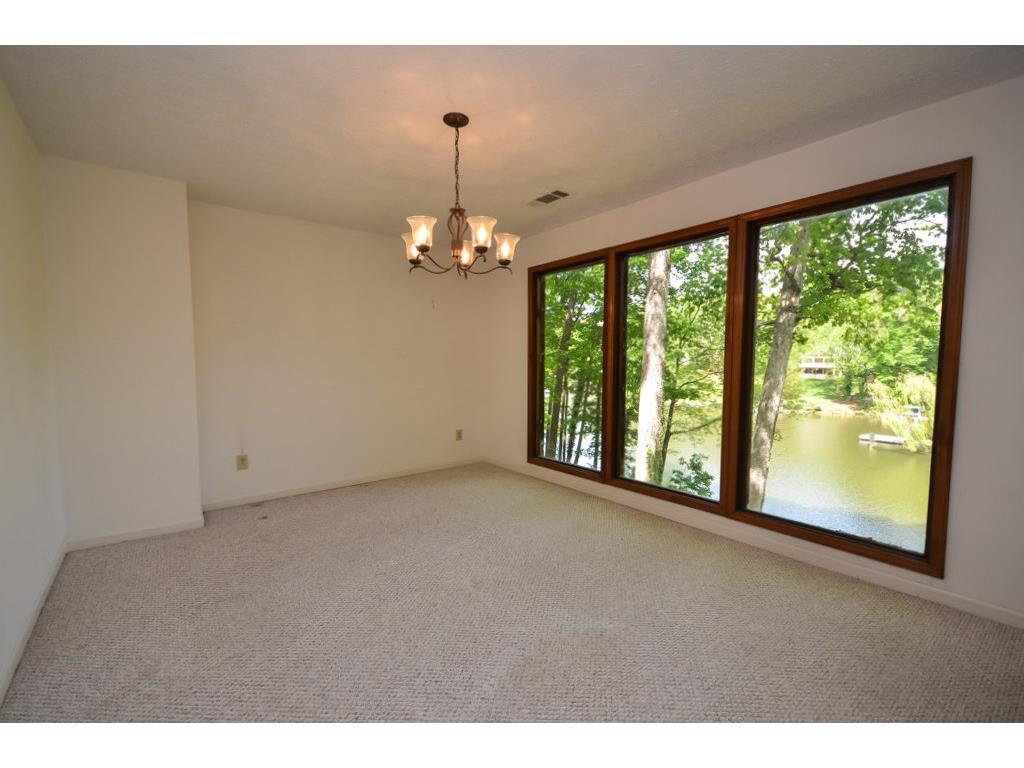 380 Lakeshore Drive, Berkeley Lake, GA 30096
