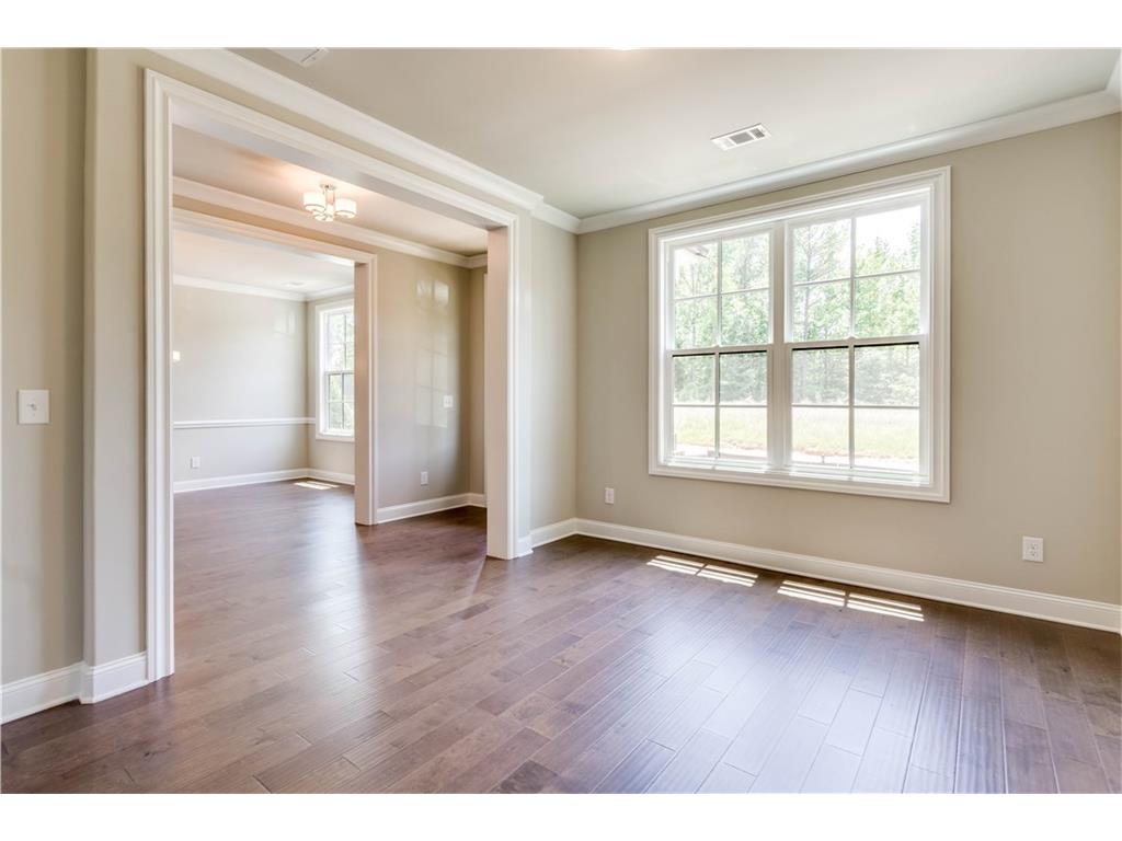 951 Olmsted Lane, Johns Creek, GA 30097