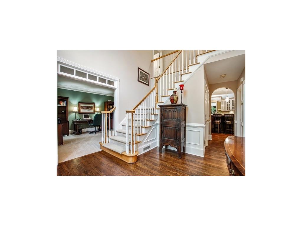 1040 Rugglestone Way, Johns Creek, GA 30097