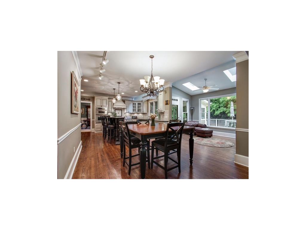 1040 Rugglestone Way, Johns Creek, GA 30097