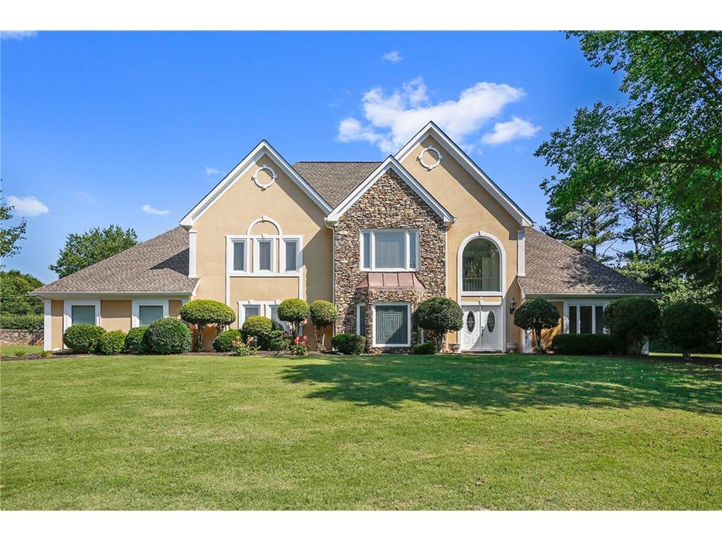 220 Kara Court, Johns Creek, GA 30097