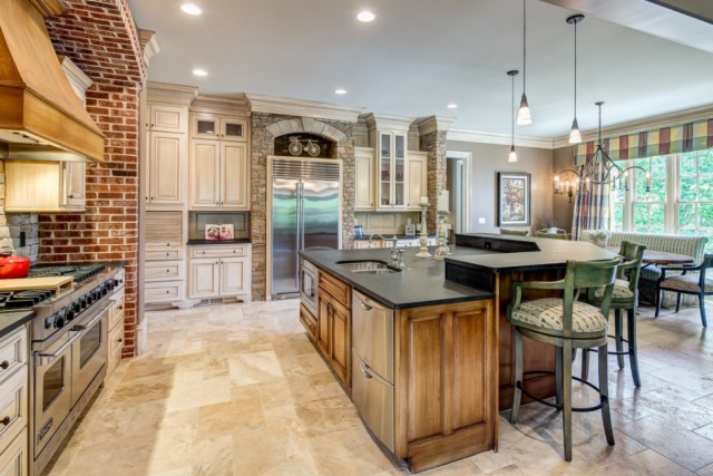 185 High Bluff Court, Johns Creek, GA 30097