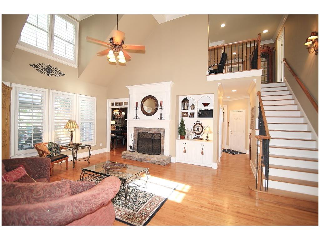 6279 Fernstone Trail, Acworth, GA 30101