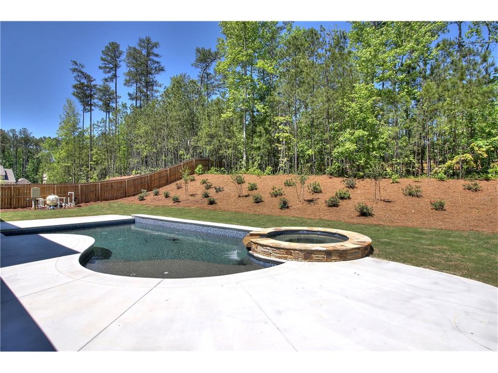 2719 Bowmore Court NW, Acworth, GA 30101