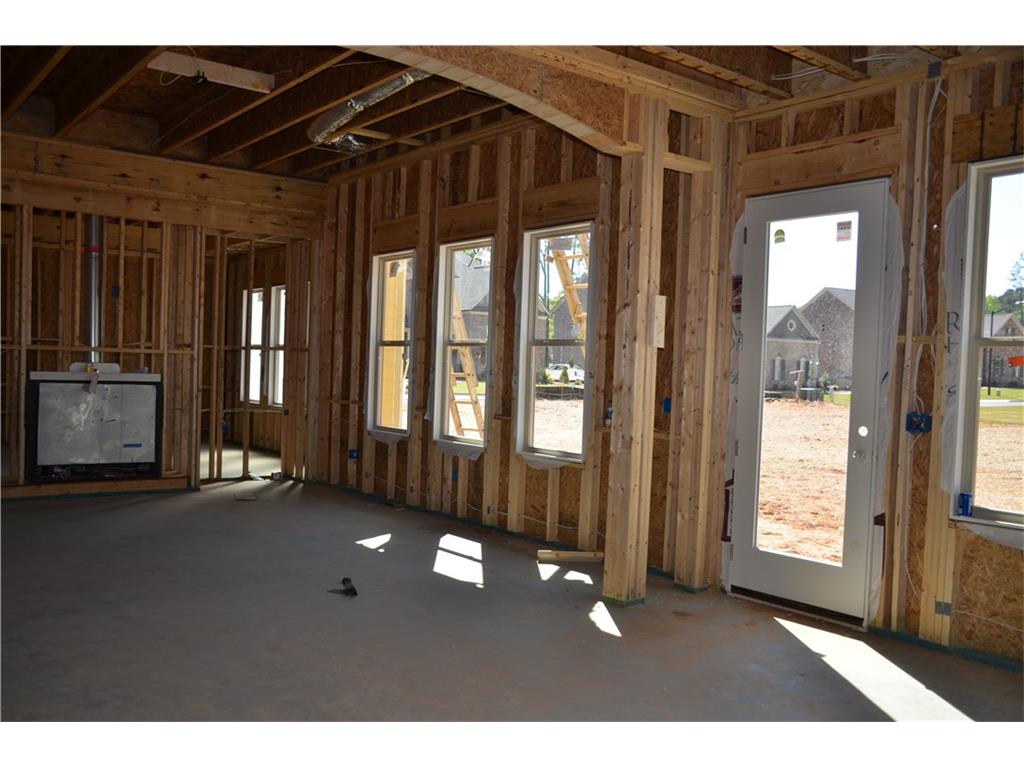 2733 Glenkenchie Court, Acworth, GA 30101