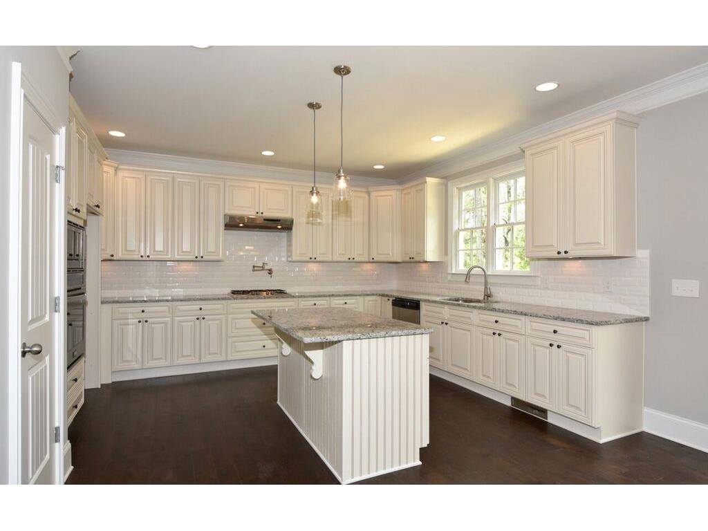 391 Estates View Drive, Acworth, GA 30101