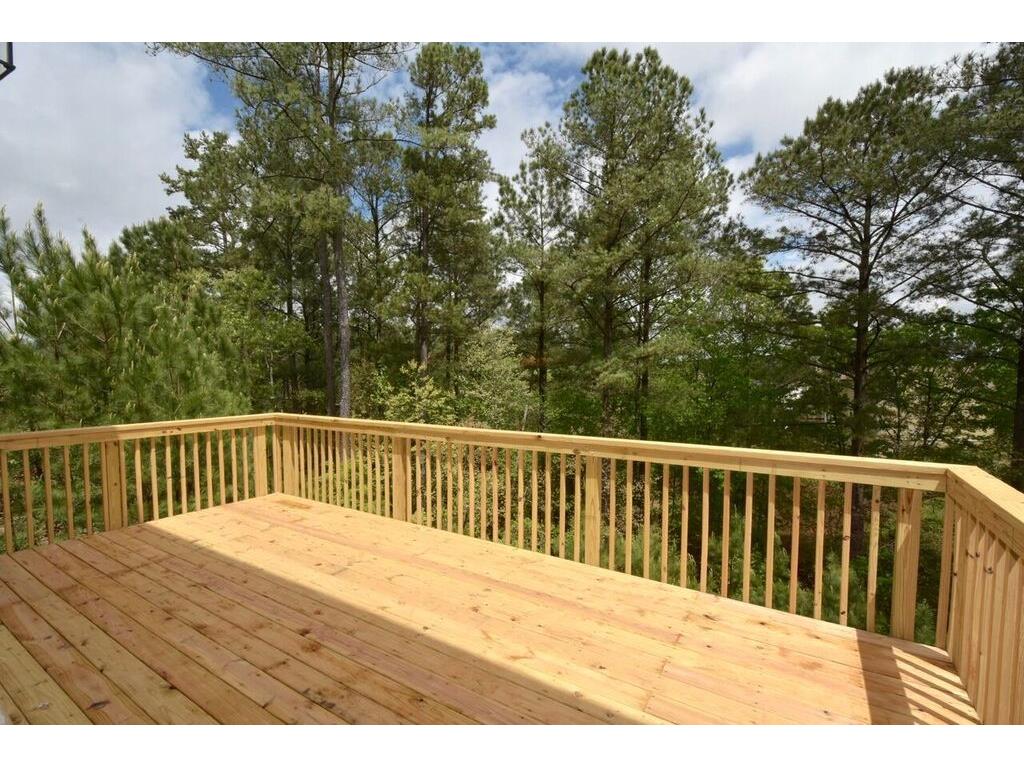 391 Estates View Drive, Acworth, GA 30101