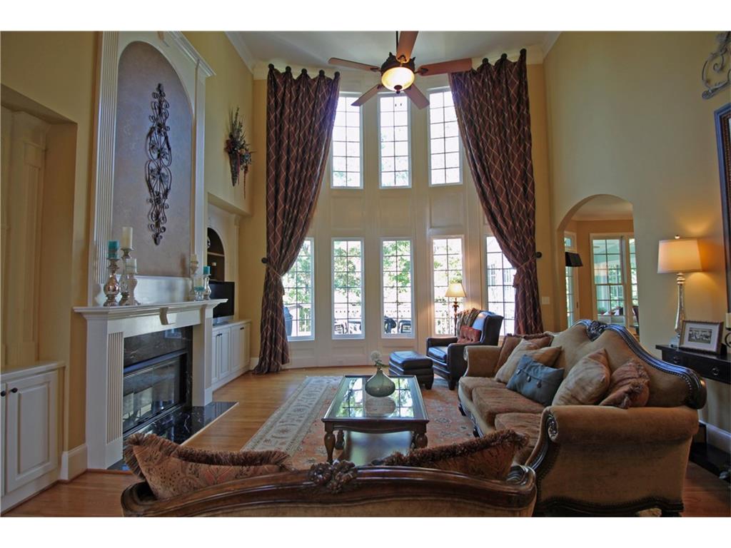 146 Fairway Overlook Drive, Acworth, GA 30101