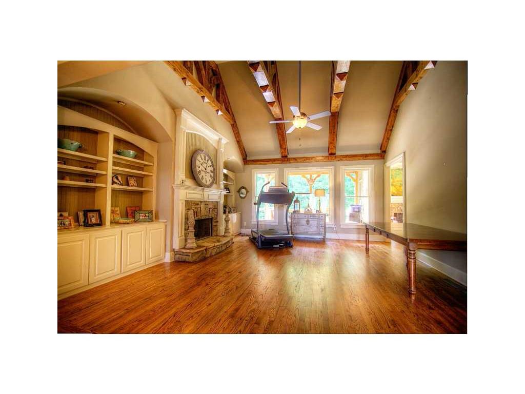 6393 Farmview Drive, Acworth, GA 30101
