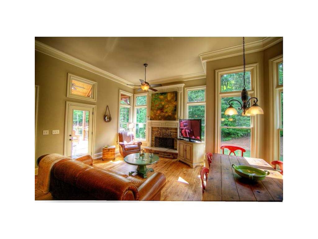 6393 Farmview Drive, Acworth, GA 30101
