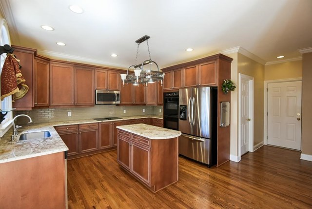 111 Wedgewood Falls Dr, Canton, United States 30114