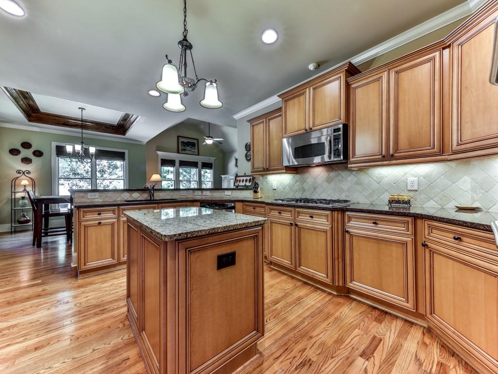 826 Waterford Estates Manor, Canton, GA 30115