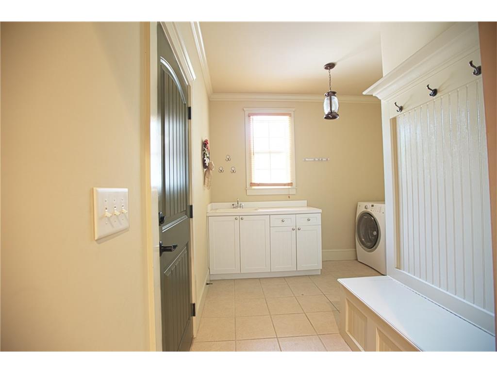 401 Stratford Estates Manor, Canton, GA 30115
