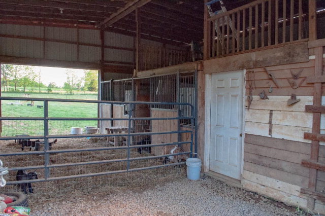 212 Crook Rd, Carrollton, GA 30117