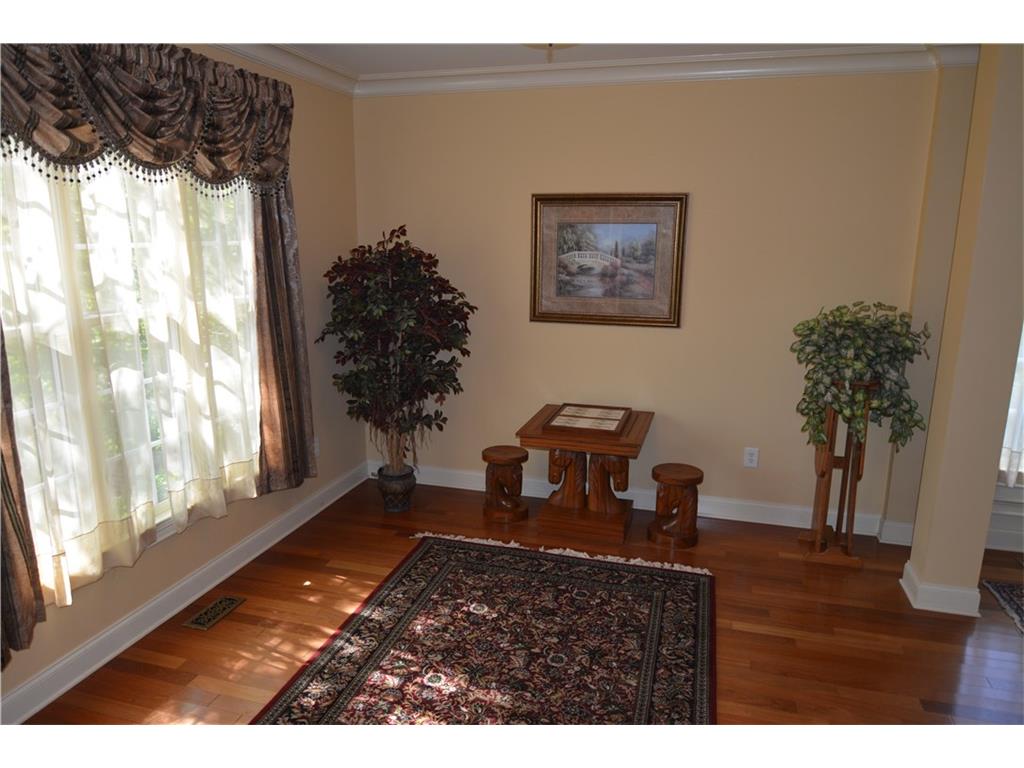 31 Starlight Drive NW, Cartersville, GA 30121