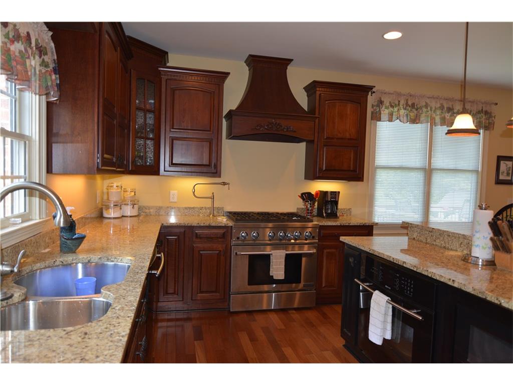 31 Starlight Drive NW, Cartersville, GA 30121