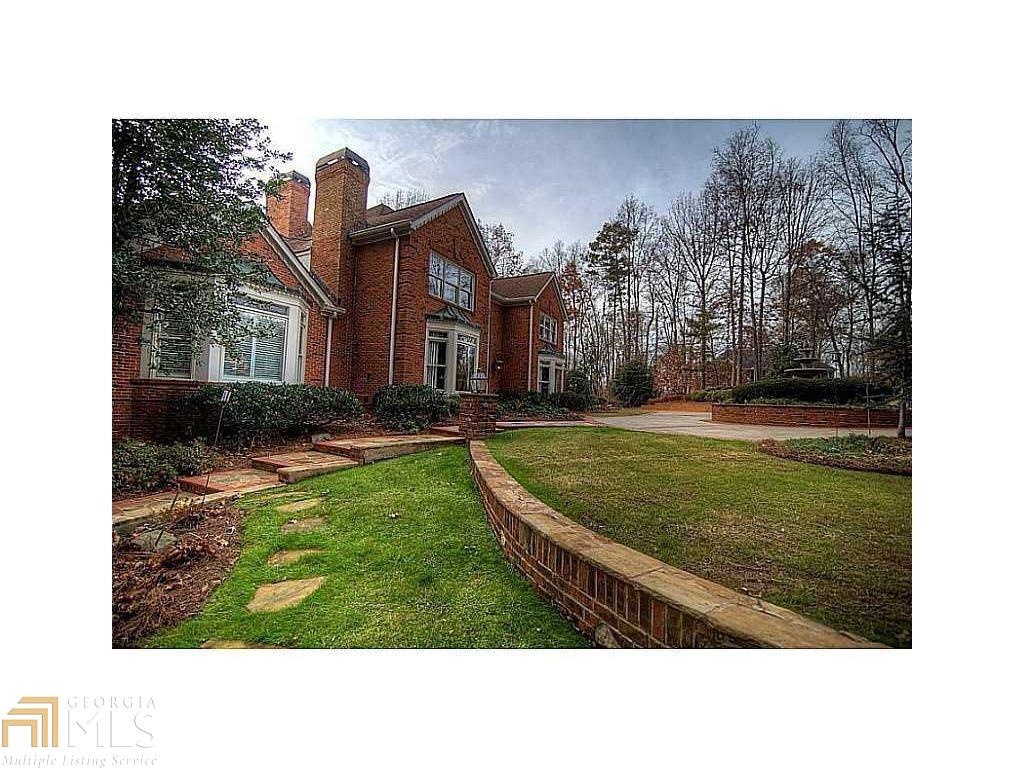 5225 Old Mountain Ln, Powder Springs, GA 30127