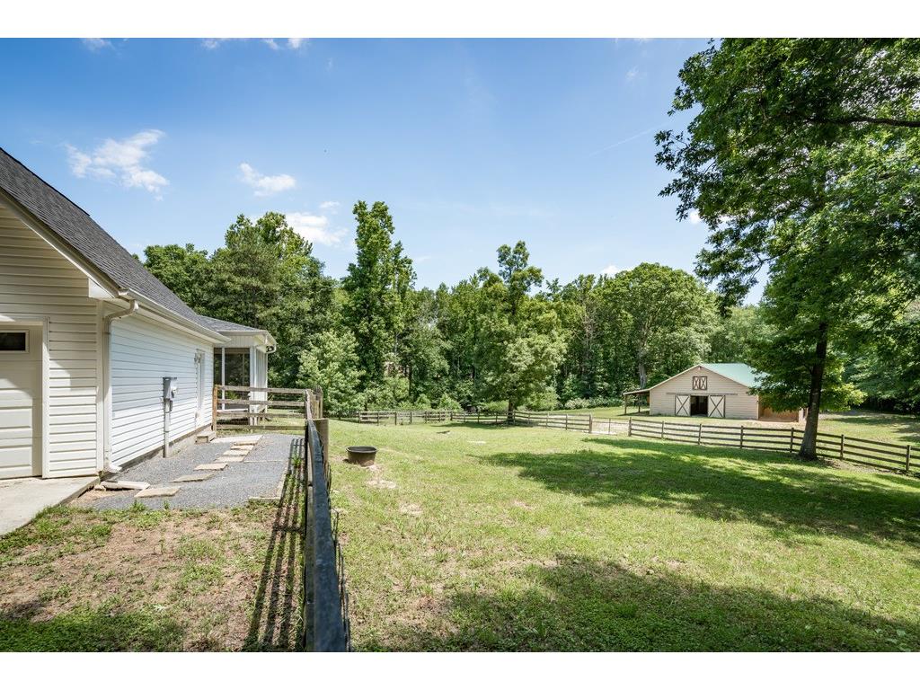 3955 Hiram Lithia Springs Road, Powder Springs, GA 30127