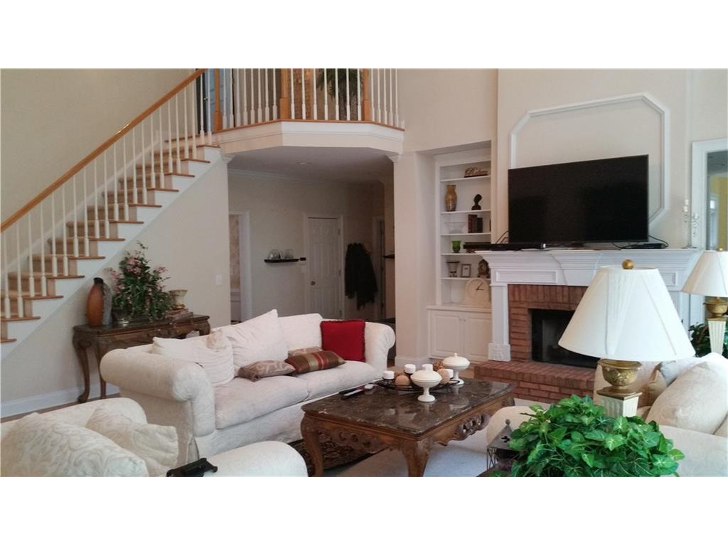 565 Owl Creek Drive, Powder Springs, GA 30127