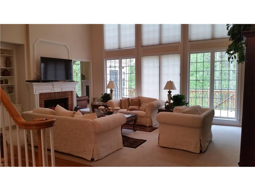 565 Owl Creek Drive, Powder Springs, GA 30127