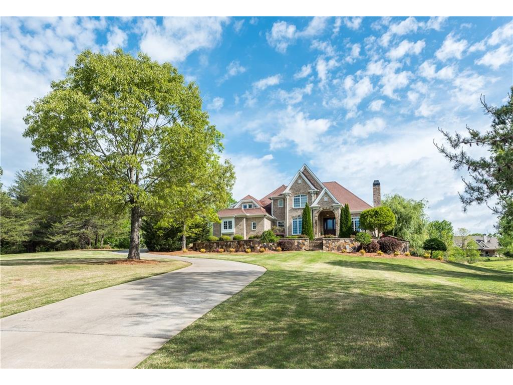 131 Oak Creek Court E, Jasper, GA 30143