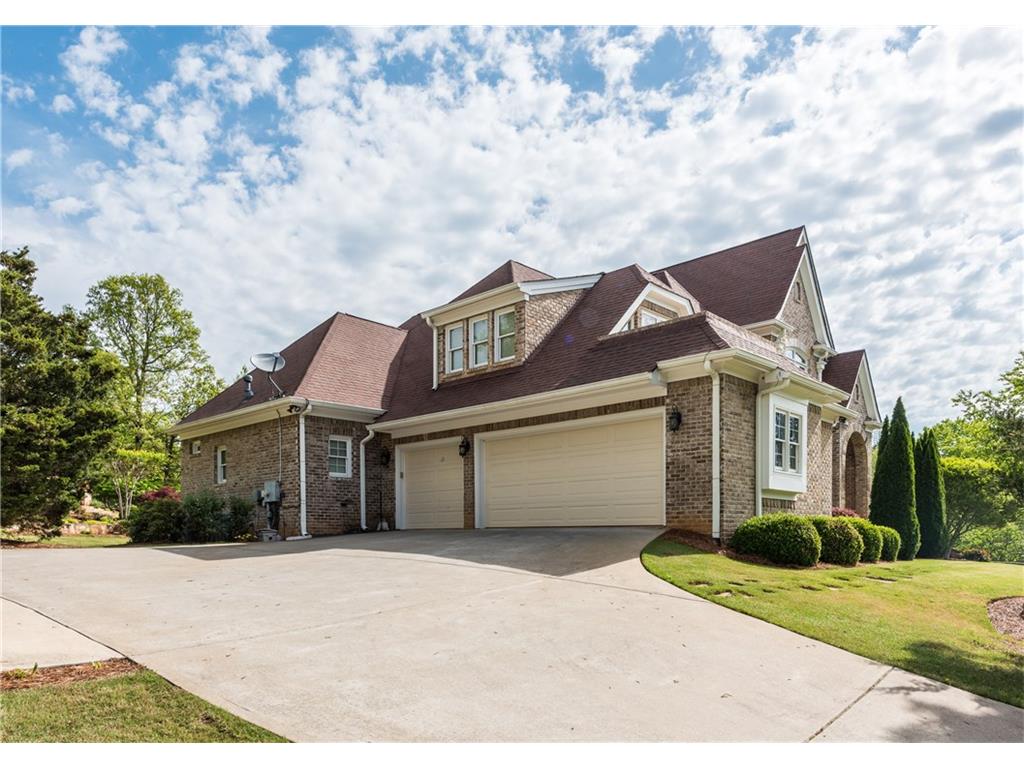 131 Oak Creek Court E, Jasper, GA 30143