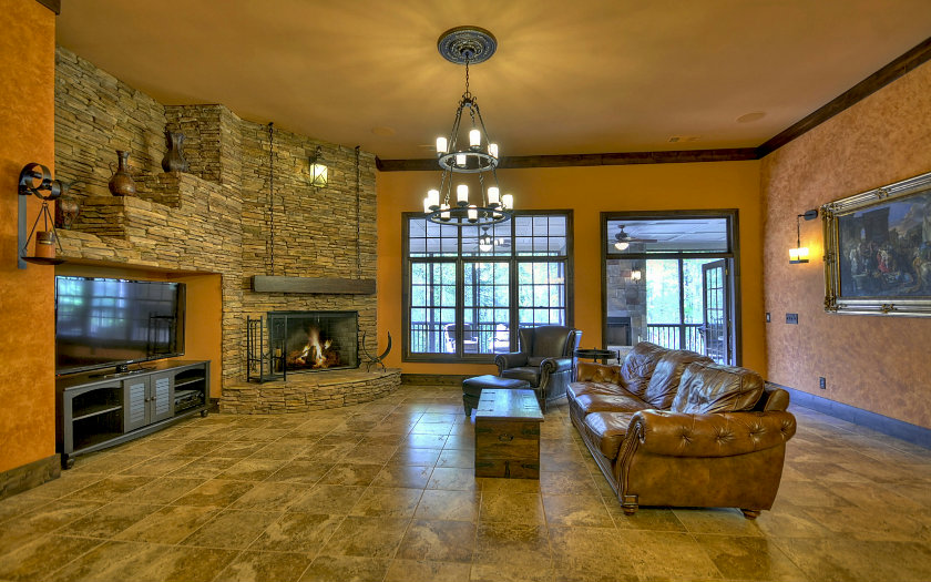 543 SHARP MTN. PARKWAY, Jasper, GA 30143