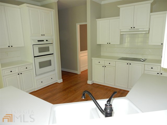 3893 Greensward Vw NW, Kennesaw, GA 30144