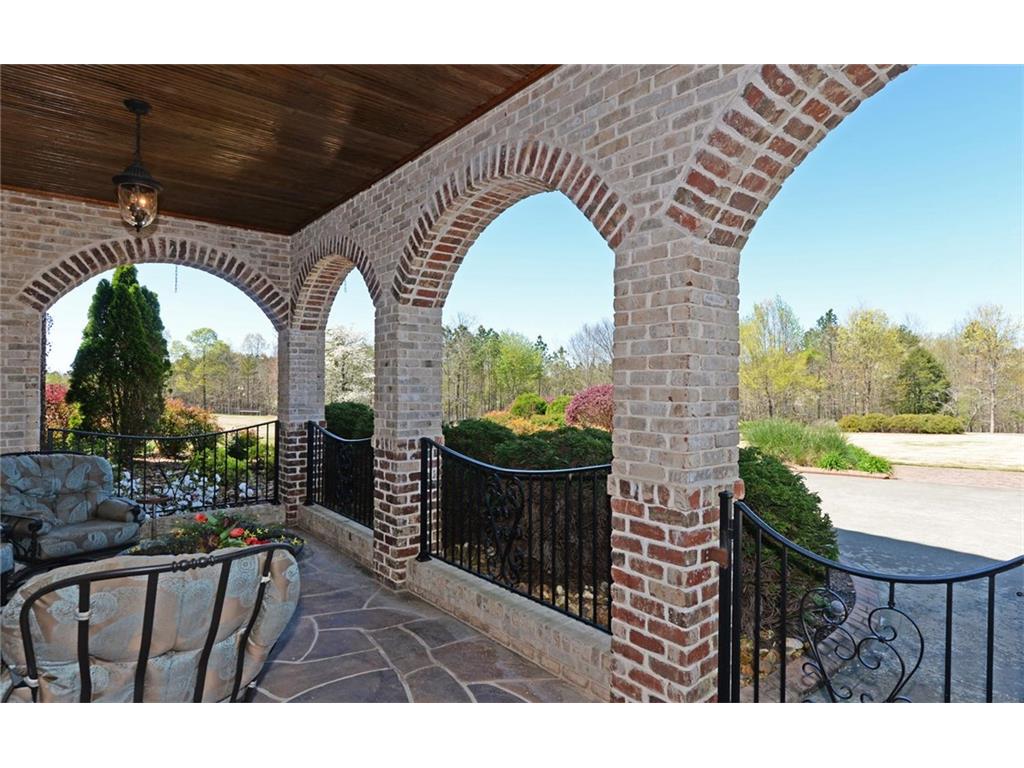 111 Mulinix Road, Kingston, GA 30145
